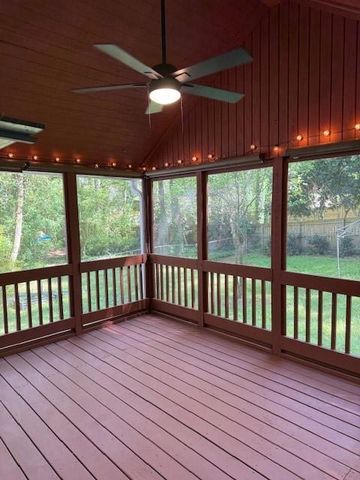 510 Magnolia Drive, Woodstock, GA 30188