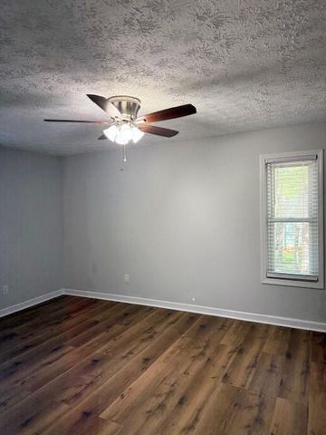 510 Magnolia Drive, Woodstock, GA 30188