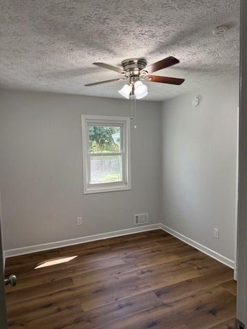 510 Magnolia Drive, Woodstock, GA 30188