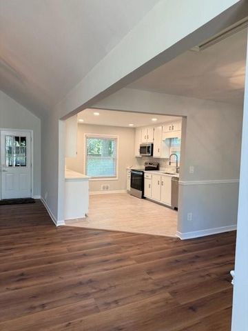 510 Magnolia Drive, Woodstock, GA 30188