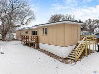 550 S 20TH, Hot Springs, SD 57747