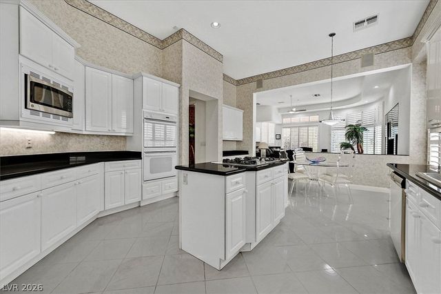 10012 Mirada Drive, Las Vegas, NV 89144