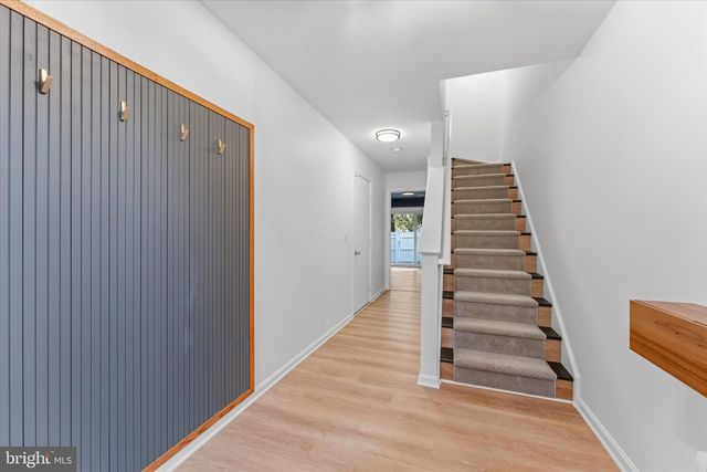 12066 EDGEMERE CIR, Reston, VA 20190
