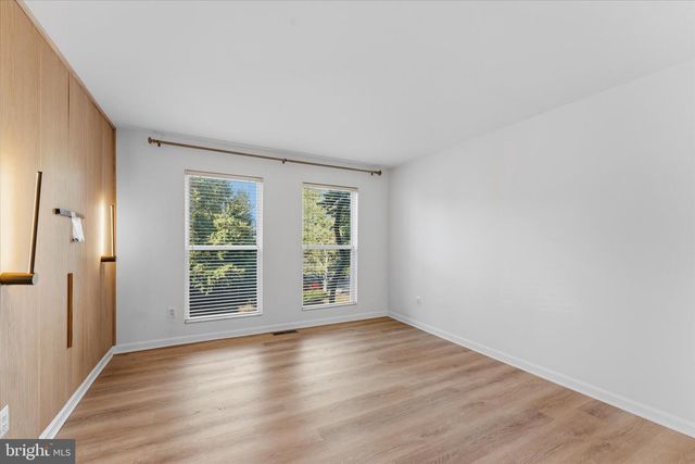12066 EDGEMERE CIR, Reston, VA 20190