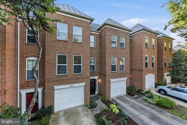 12066 EDGEMERE CIR, Reston, VA 20190