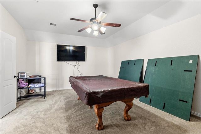 117 E Emory Fields DR, Hutto, TX 78634