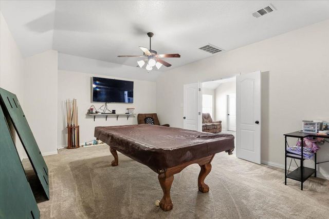 117 E Emory Fields DR, Hutto, TX 78634