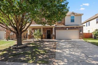 117 E Emory Fields DR, Hutto, TX 78634