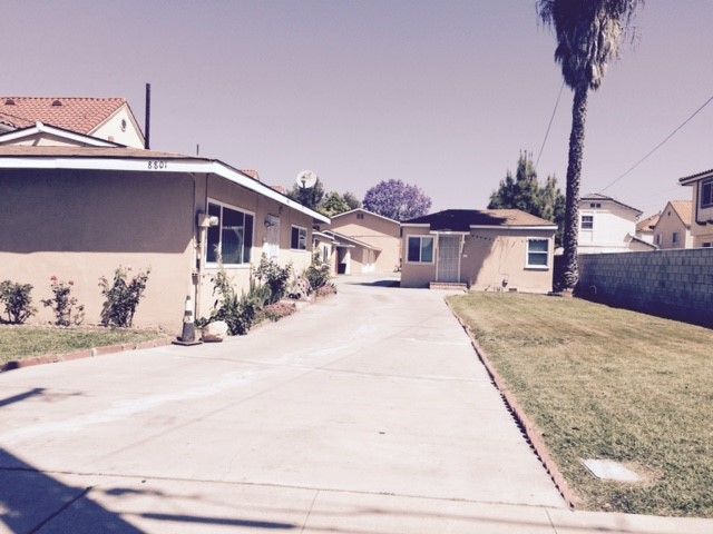 8803 Cedar, Bellflower, CA 90706