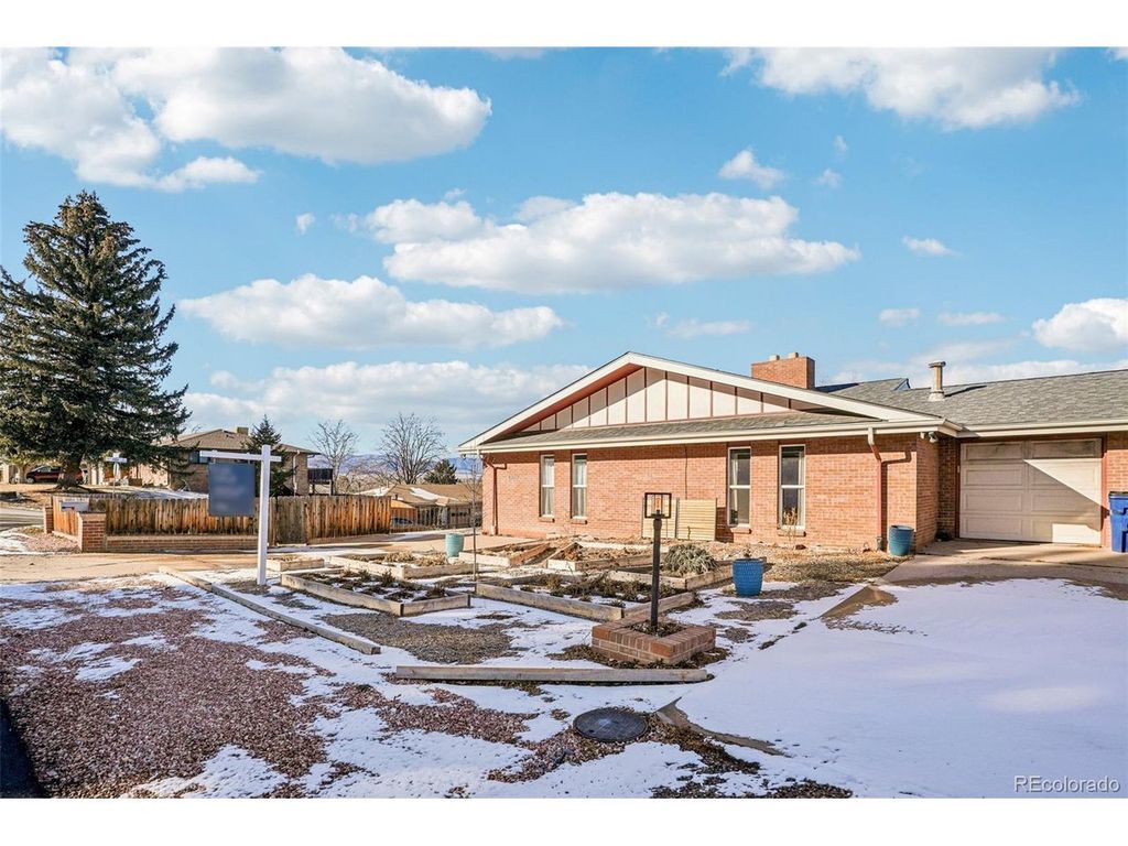 10095 W 35th Ave, Wheat Ridge, CO 80033