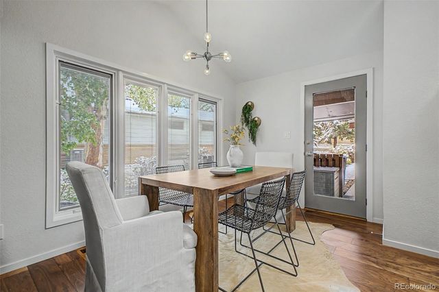 425 Long View Court, Longmont, CO 80501