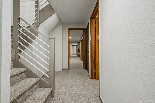 425 Long View Court, Longmont, CO 80501