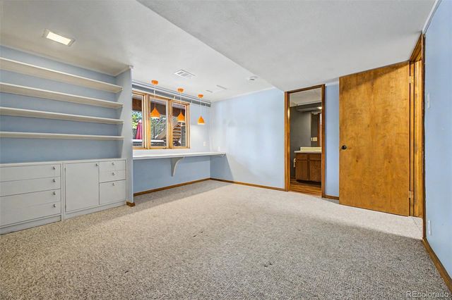 425 Long View Court, Longmont, CO 80501