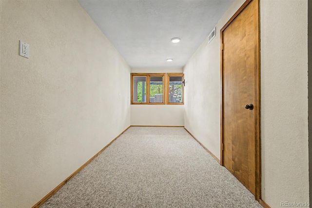 425 Long View Court, Longmont, CO 80501