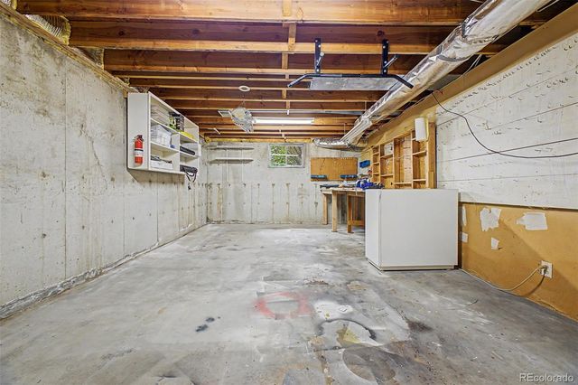 425 Long View Court, Longmont, CO 80501