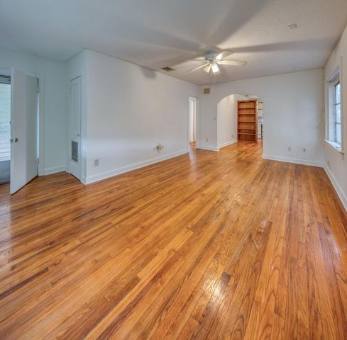 1126 N J Street, Lake Worth Beach, FL 33460