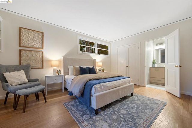 3635 Majestic Ave, Oakland, CA 94605
