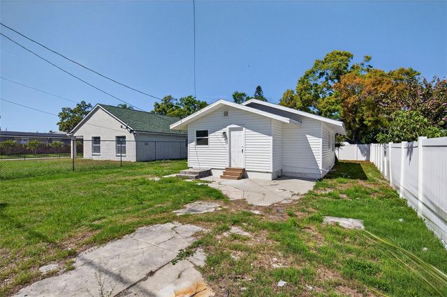 4248 4TH AVENUE S, St Petersburg, FL 33711