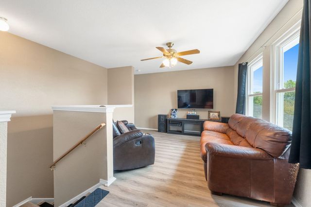 404 Country Estates DR, Hutto, TX 78634