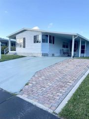 240 Travis Cay Place, Fort Pierce, FL 34982