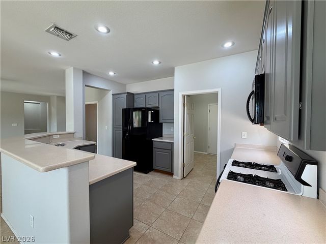 2895 Maffie Street, Henderson, NV 89052