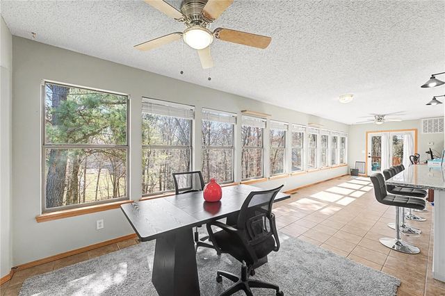 9 Farnham Drive, Bella Vista, AR 72714