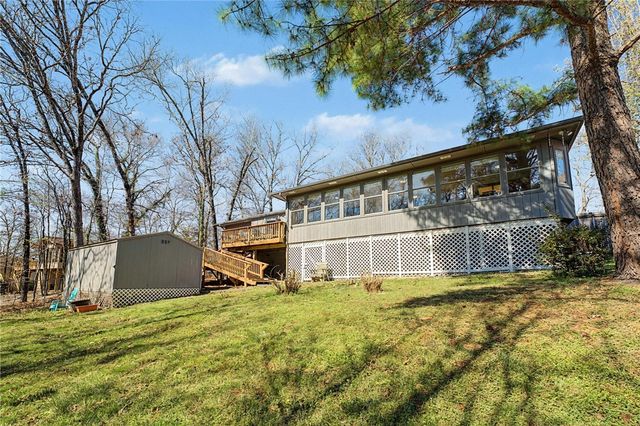 9 Farnham Drive, Bella Vista, AR 72714