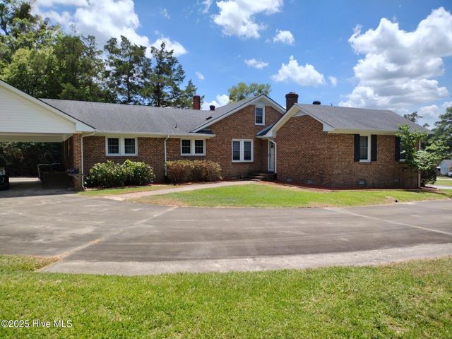 400 E 15th Street, Washington, NC 27889
