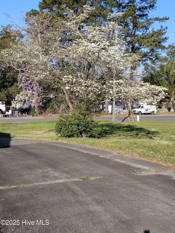 400 E 15th Street, Washington, NC 27889