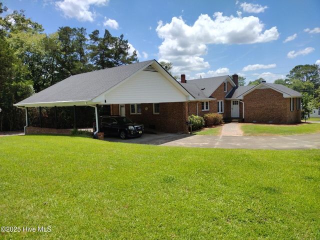 400 E 15th Street, Washington, NC 27889