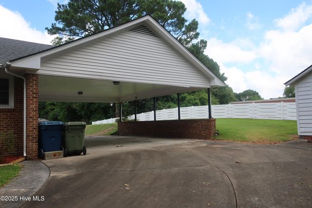 400 E 15th Street, Washington, NC 27889