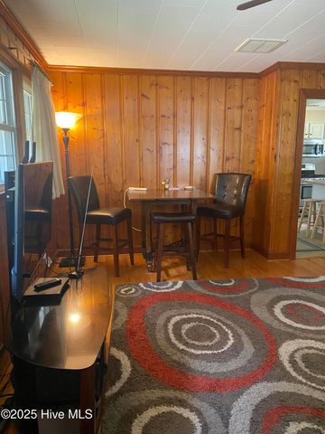400 E 15th Street, Washington, NC 27889