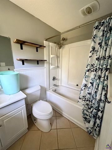 410 Gawin Dr, Warner Robins, GA 31093
