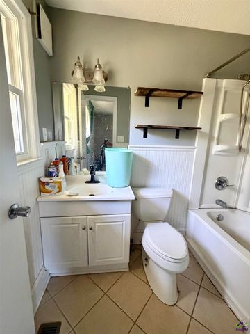 410 Gawin Dr, Warner Robins, GA 31093