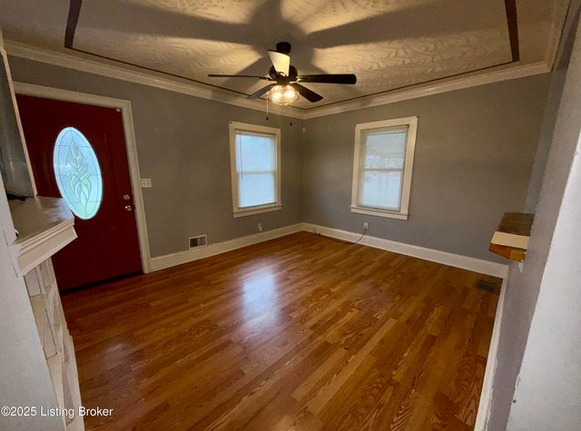 4201 Savage Dr, Louisville, KY 40216