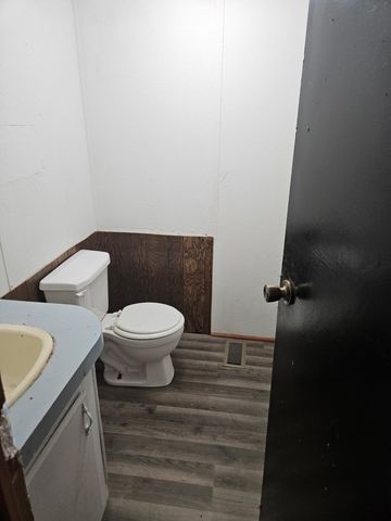 4675 County Road 1340, Pomona, MO 65789