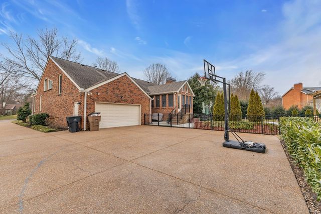 5624 Hearthstone Ln, Brentwood, TN 37027