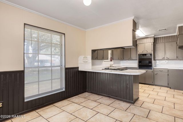 218 Acorn Drive, Lafayette, LA 70507