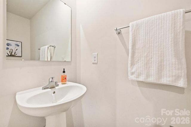 7016 Ludell Lane, Charlotte, NC 28215