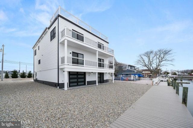 3414 ADAMS AVE, Toms River, NJ 08753