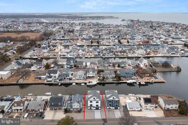 3414 ADAMS AVE, Toms River, NJ 08753