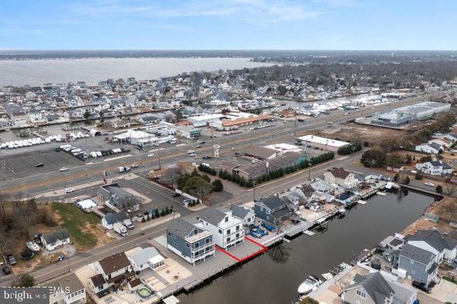 3414 ADAMS AVE, Toms River, NJ 08753