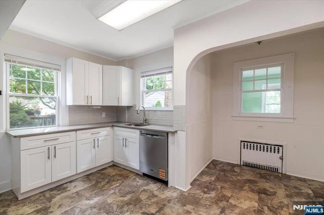 314 Mountain Way, Rutherford, NJ 07070