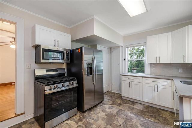 314 Mountain Way, Rutherford, NJ 07070