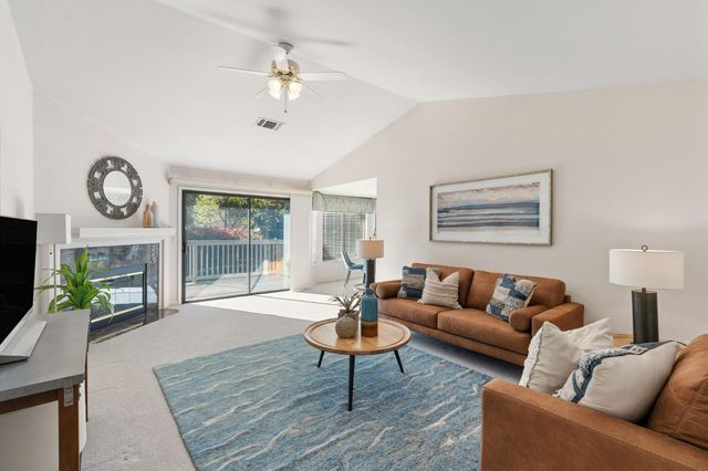 105 Graeagle Ct, Roseville, CA 95678