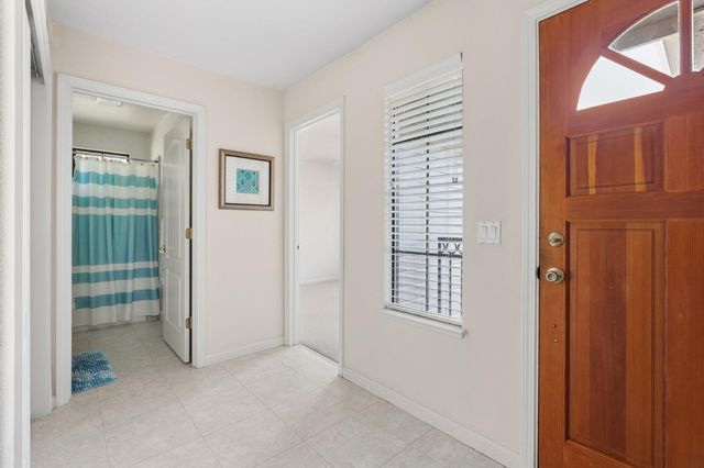 105 Graeagle Ct, Roseville, CA 95678