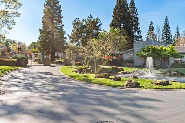 105 Graeagle Ct, Roseville, CA 95678