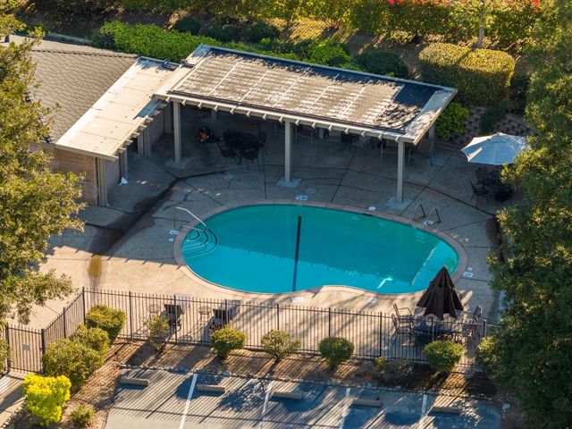 105 Graeagle Ct, Roseville, CA 95678