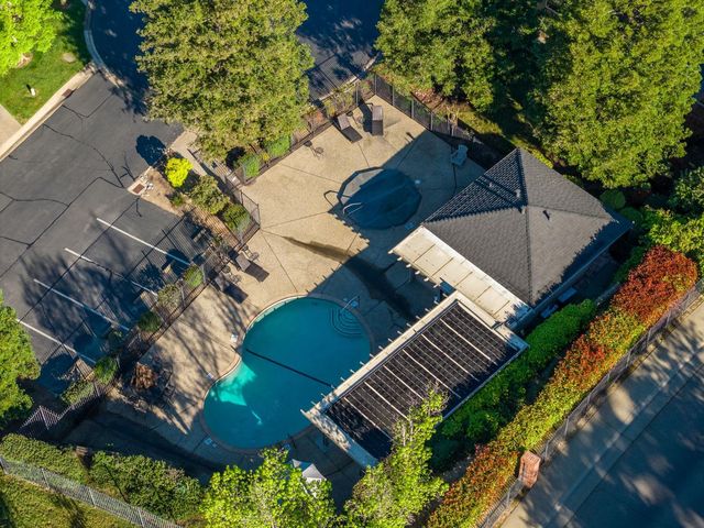 105 Graeagle Ct, Roseville, CA 95678