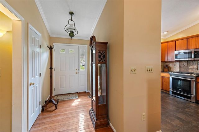 3302 Village Drive, Fairfield, OH 45014